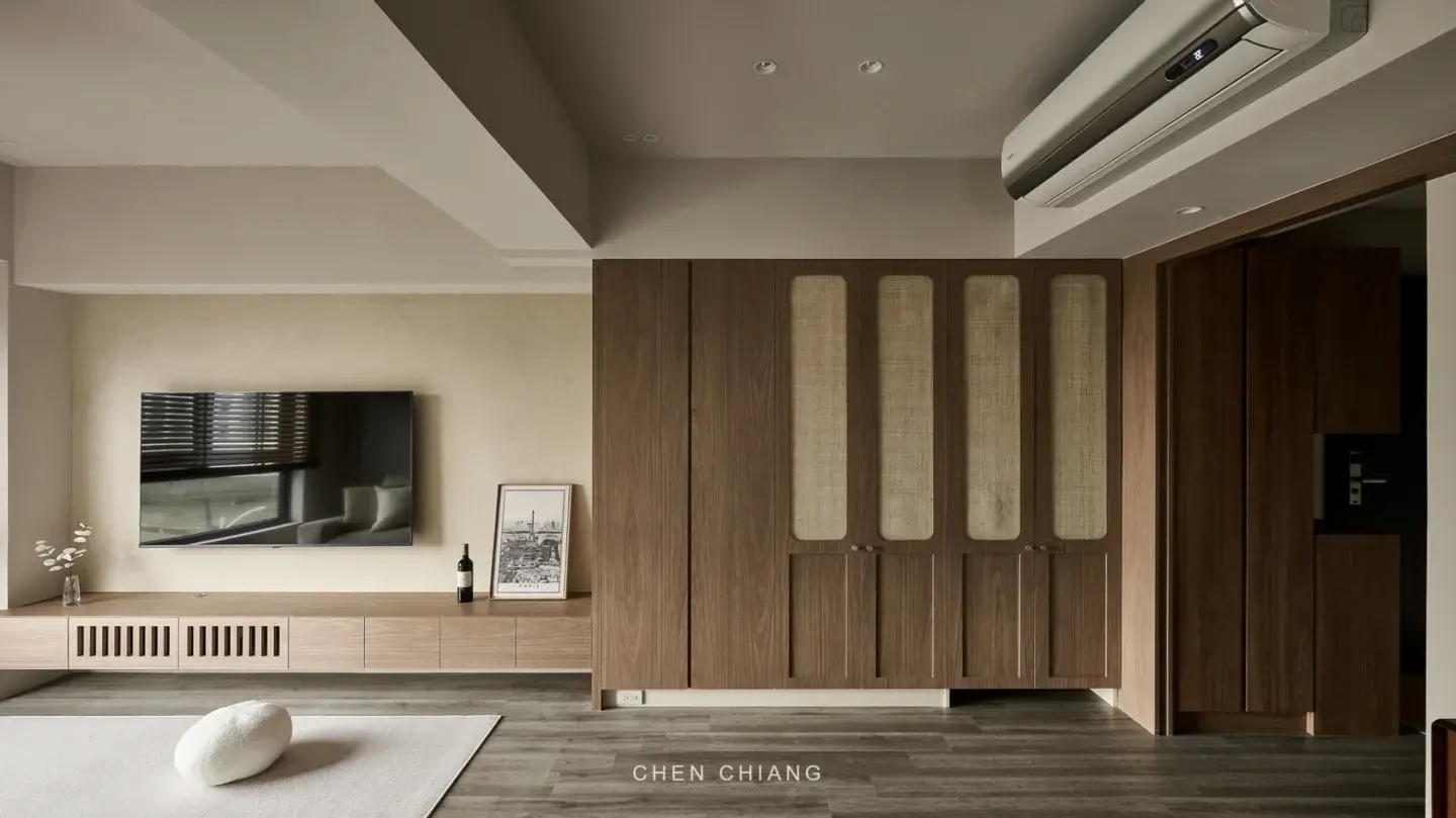 CHU HOUSE