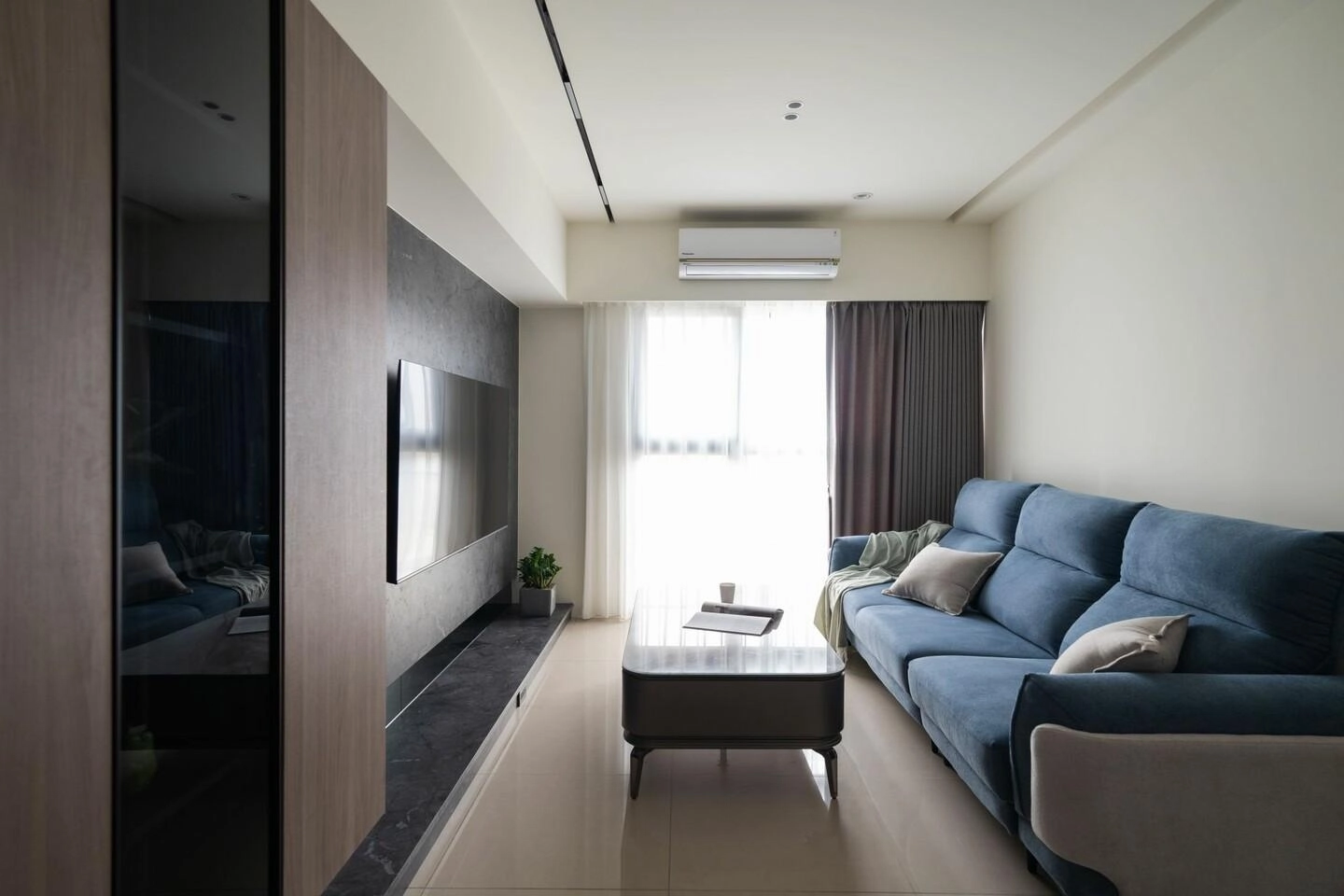 HUANG HOUSE